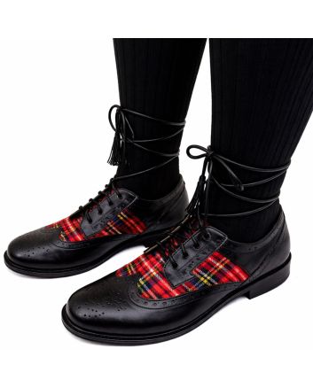 Black Ghillie Brogue Kilt Shoes With Matching Tartan