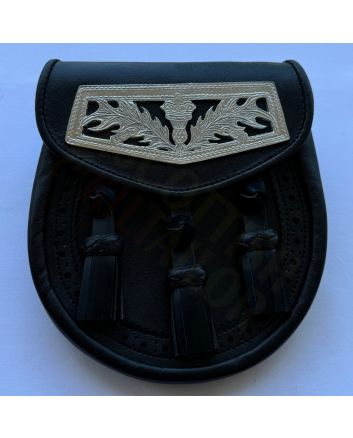 Black Leather Sporran With Thistle Cantle